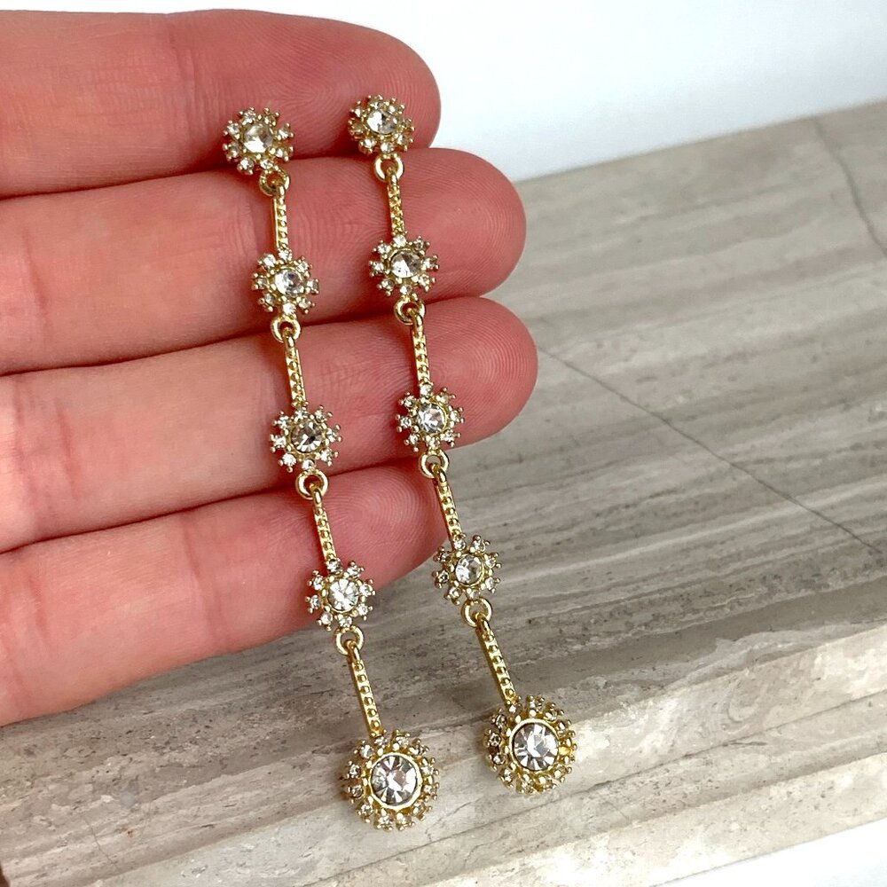 NEW~ Anthropologie Graduated Long Crystal Drop Gold Earrings - Picture 11 of 11
